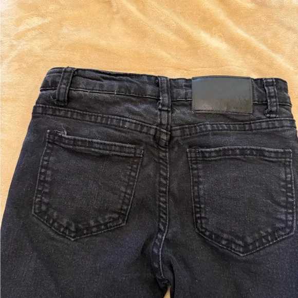 Stylish Black Distressed Kids Jeans - Picture 8 of 8